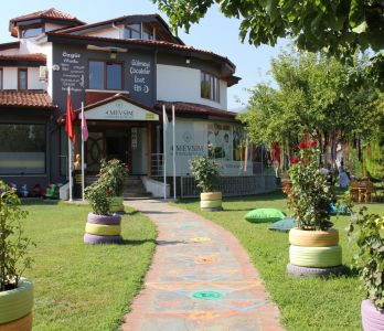 4 Mevsim Eğitim Kurumları Anaokulu Kampüsü 4 Mevsim Eğitim Kurumları Anaokulu Kampüsü